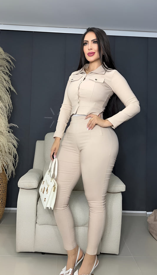 Conjunto 3 Piezas con Chaqueta – Elegancia que Destaca