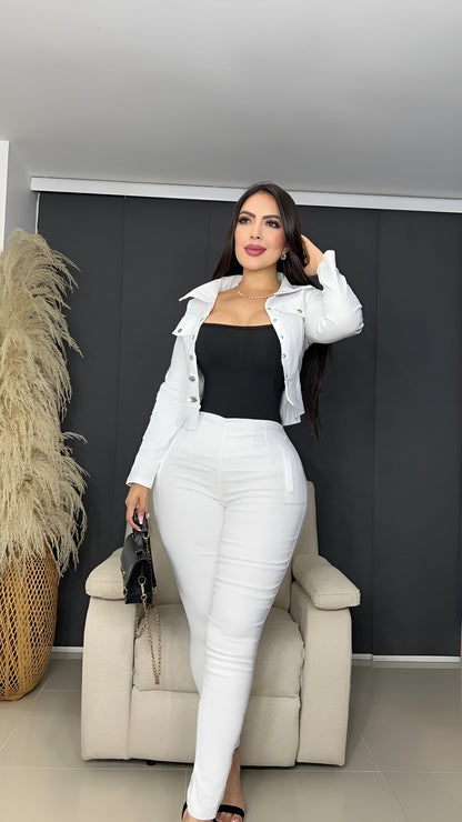 Conjunto 3 Piezas con Chaqueta – Elegancia que Destaca zymplux
